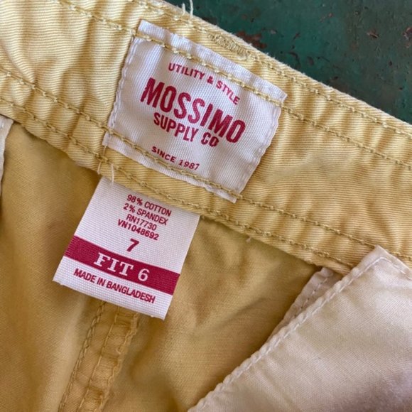 Yellow chinos, like NEW! ☀️the perfect summer pant - Picture 9 of 10
